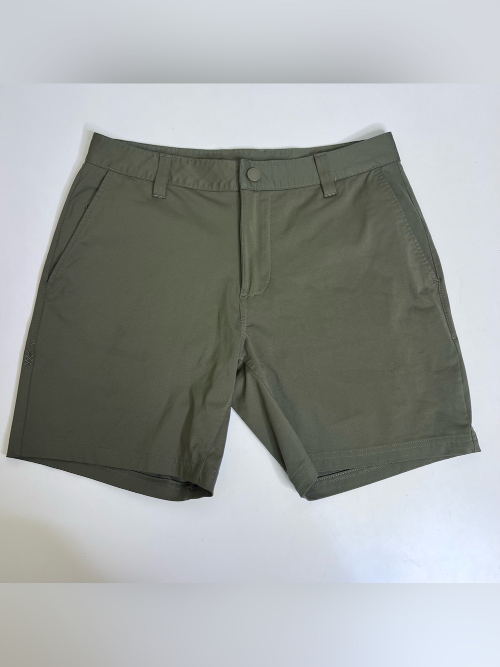 RHONE Olive Green Commuter Flyweight Short 7" Inseam - Size 30